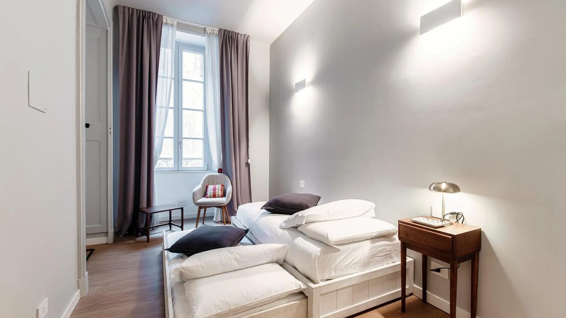 Bsk Casa 26 - The House Of Travelers Apartment Como 0*,  Italy
