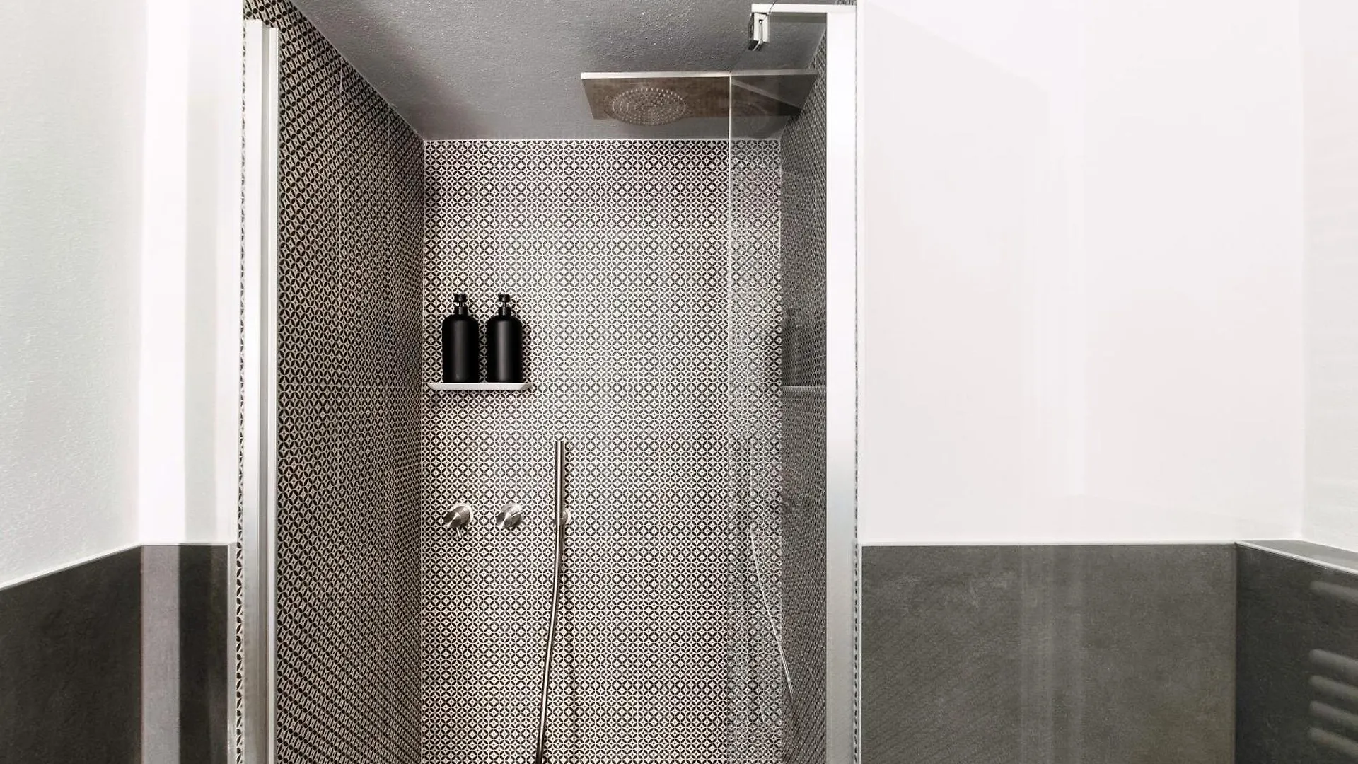 Bsk Casa 26 - The House Of Travelers Apartment Como