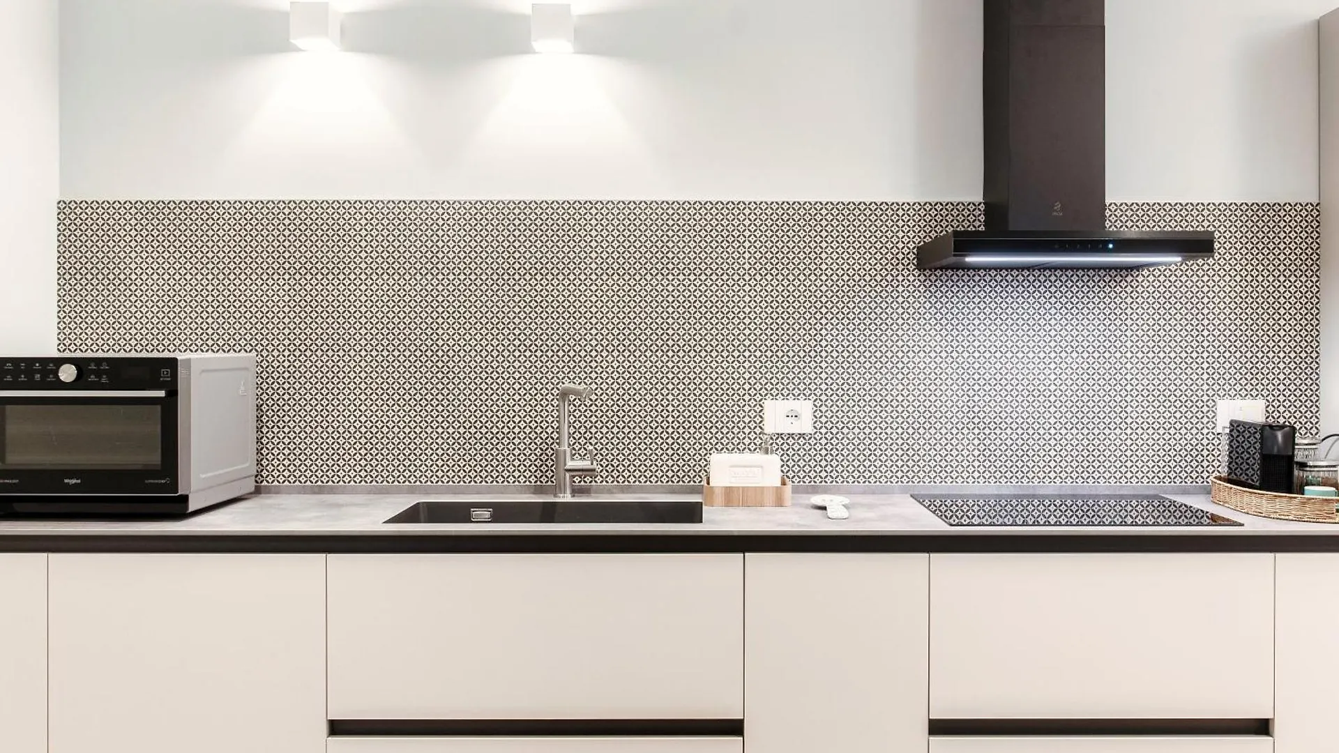 Bsk Casa 26 - The House Of Travelers Apartment Como